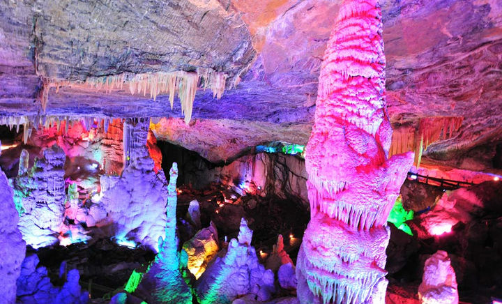 Stone Flower Cave-Best china Tours service_chinatoursnet.com